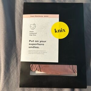 KNIX Super Leakproof High Rise - Super Absorbency